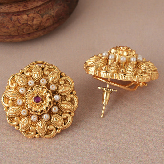 Stunning  big antique gold floral pearl stud