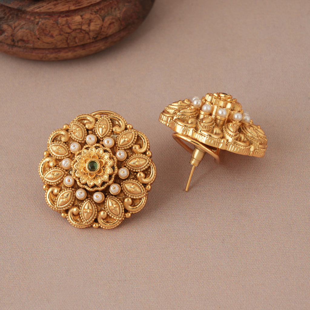 Stunning  big antique gold floral pearl stud