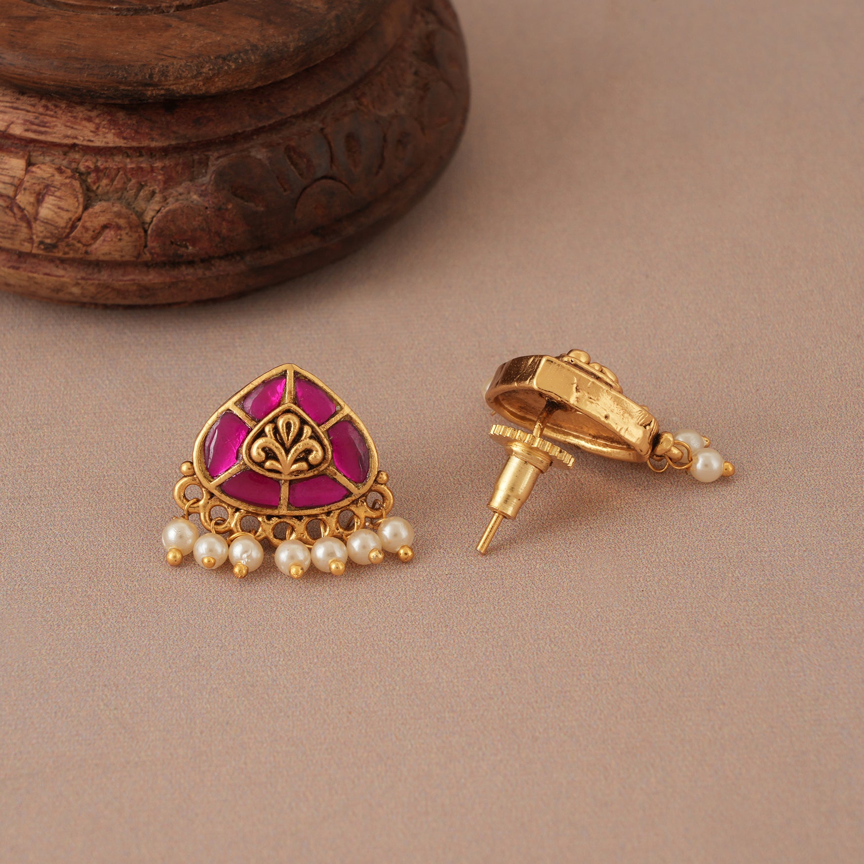 Cute elegant ruby stud pearl drop earring