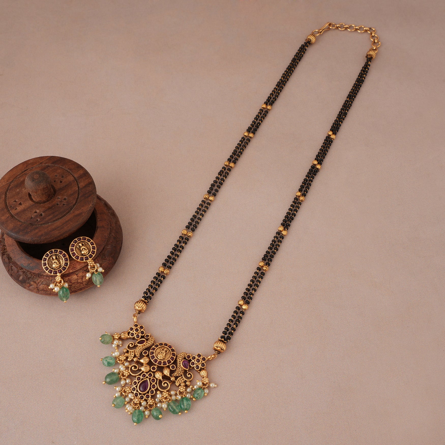 Amazing antique gold maa lakshmi stone mangalstura set