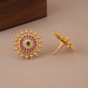 Amazing antique gold ruby stud earring