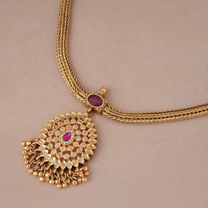 Stunning antique gold diamond pendant set