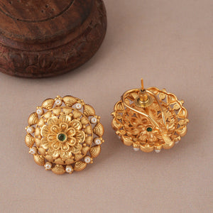 Stunning big antique gold pearl stud earring