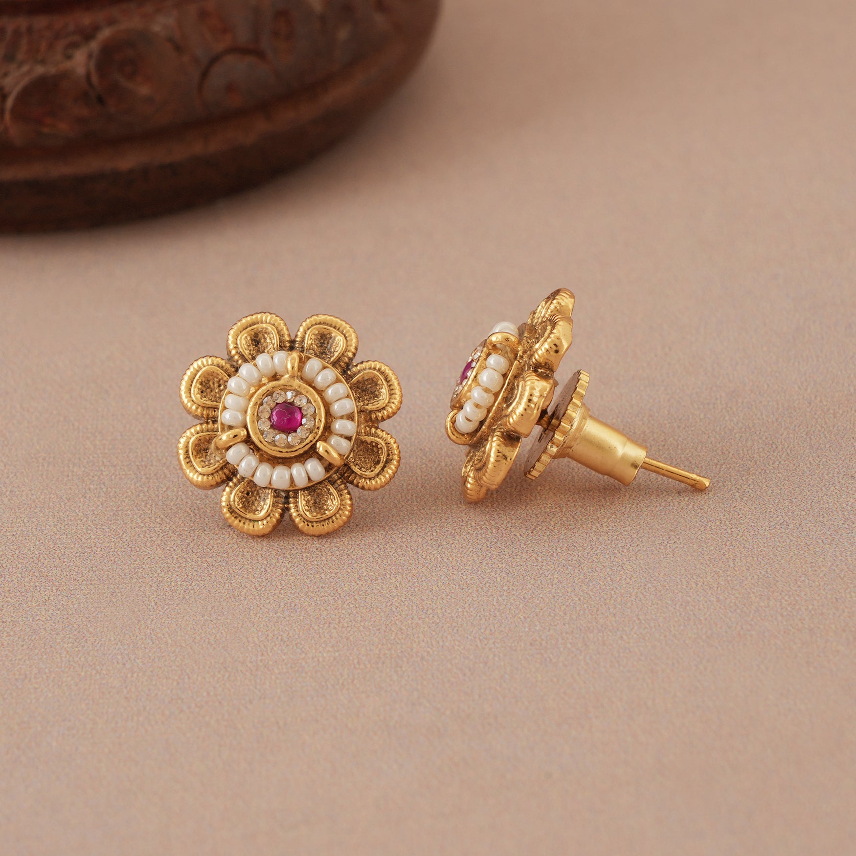 Cute small stone antique gold stud