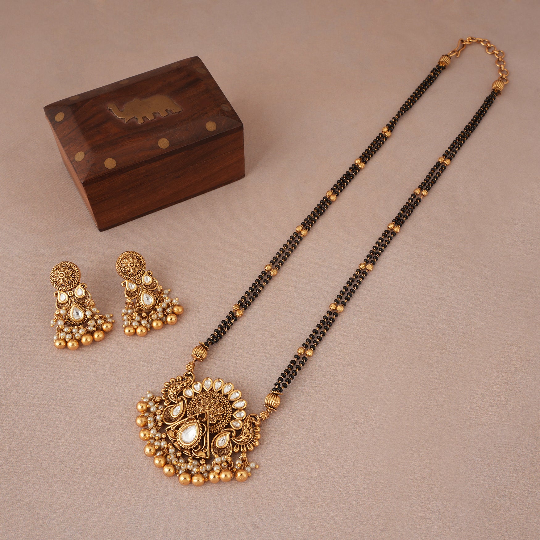 Long antique gold kundan traditional mangalsutra set