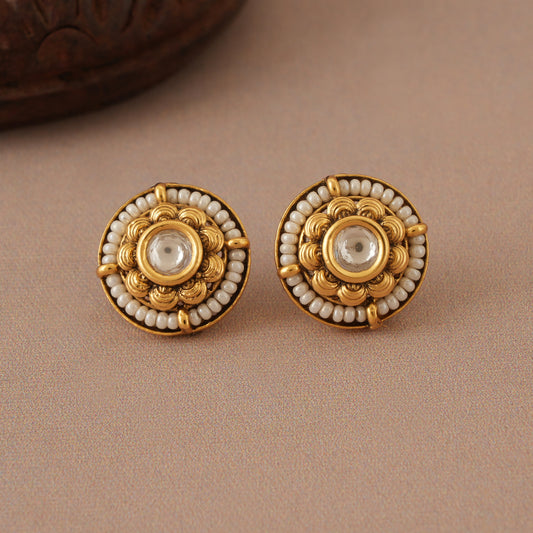 Cute small antique gold kundan stud