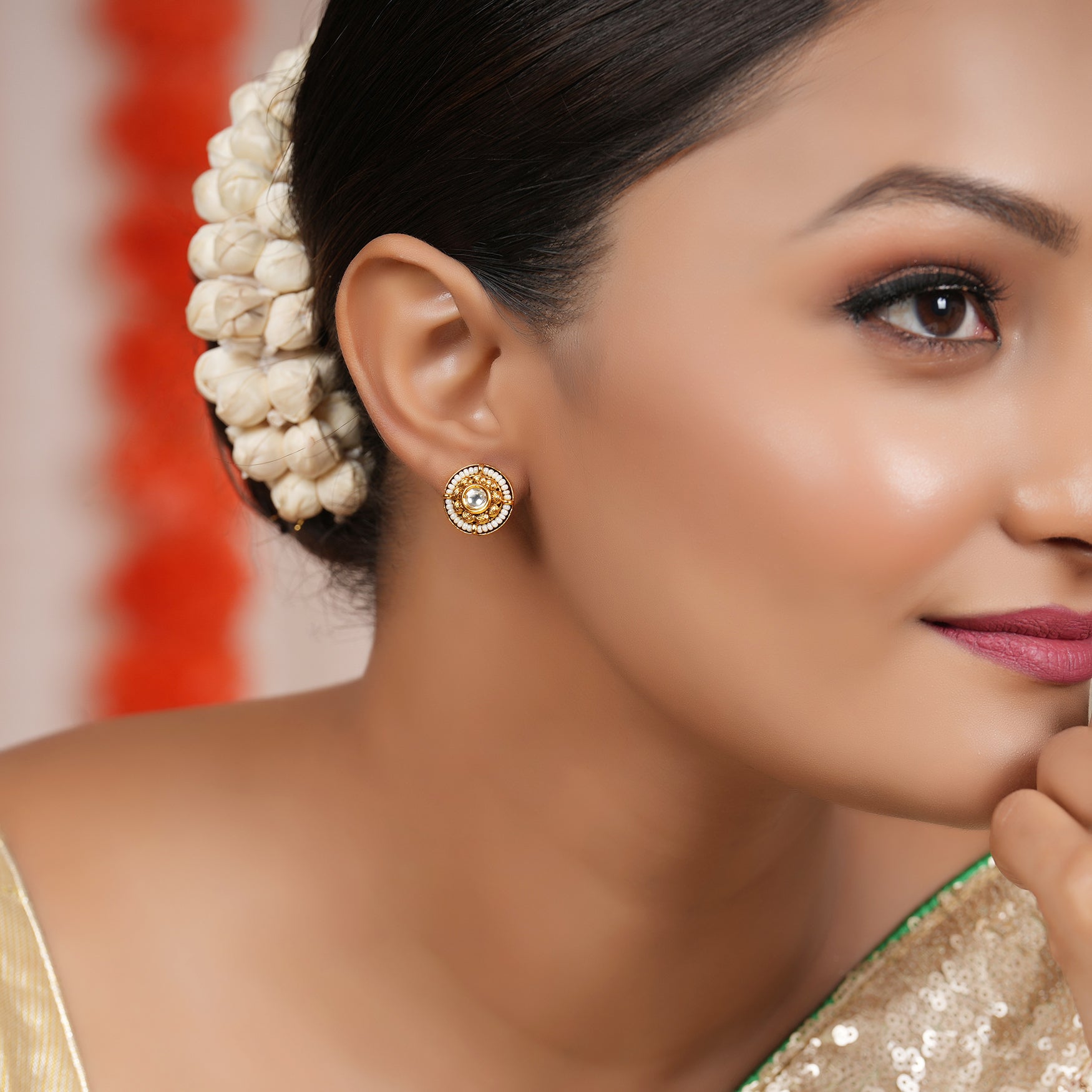 Cute small antique gold kundan stud