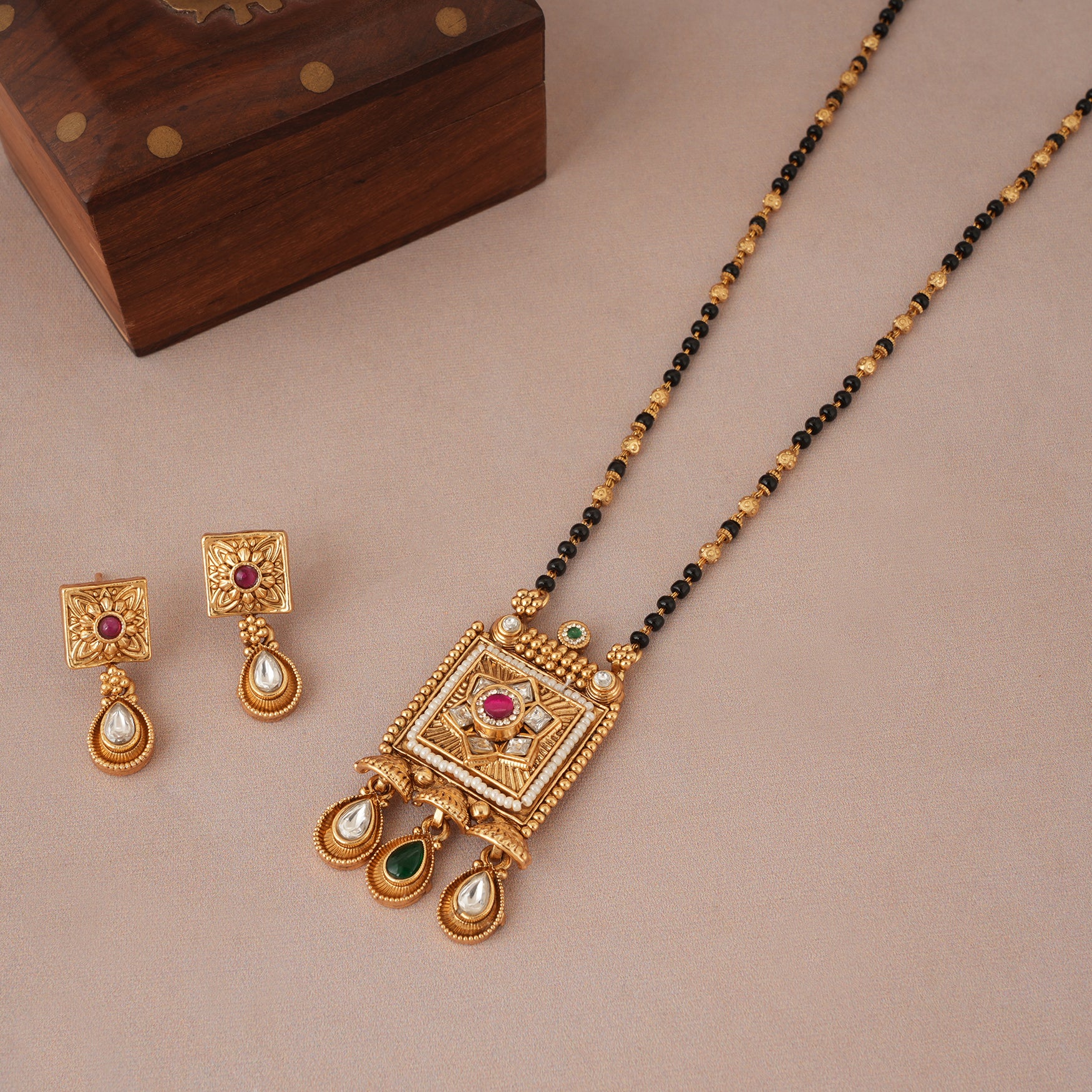 Stunning stone kundan antique gold mangalsutra set