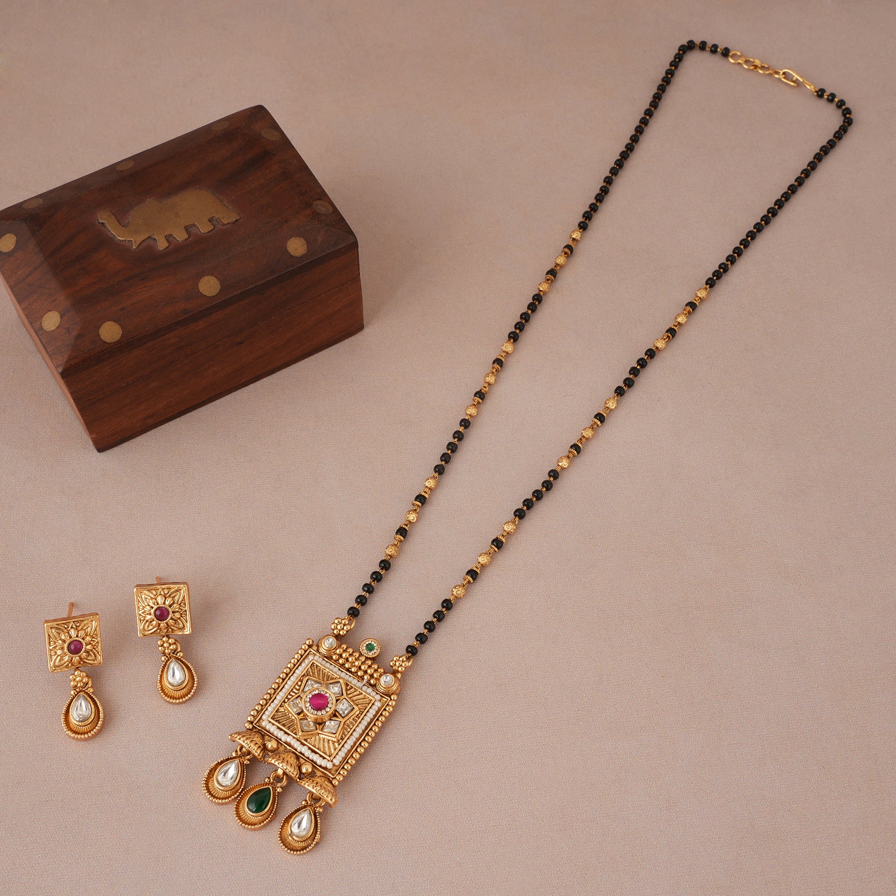 Stunning stone kundan antique gold mangalsutra set