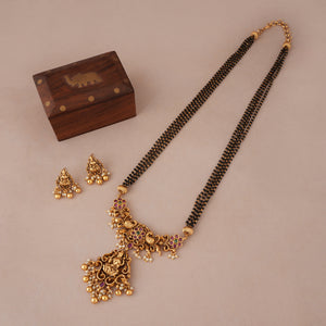 Beautiful antique gold stone ma lakshmi mangalsutra set with earring