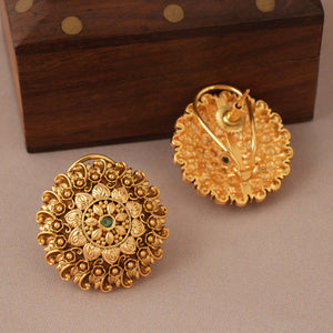 Amazing stunning antique gold stone stud earring