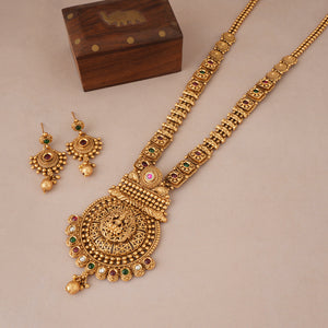 Stunning maa lakshmi stone rajwadi necklace set with earring
