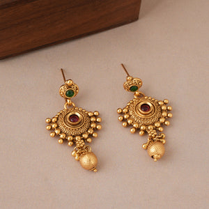 Stunning maa lakshmi stone rajwadi necklace set with earring