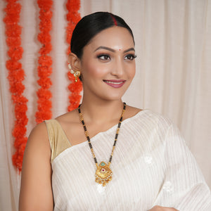 Beautiful rajwadi kundan antique gold mangalsutra set