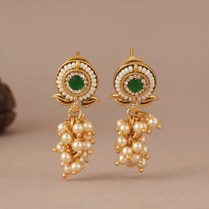 Beautiful antique gold pearl drop stone earring