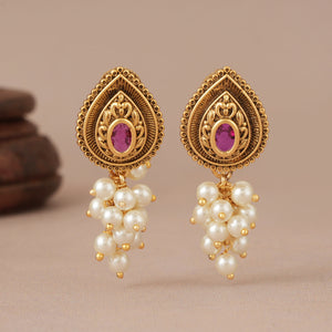 Cute pearl drop stone traditional antique gold earring