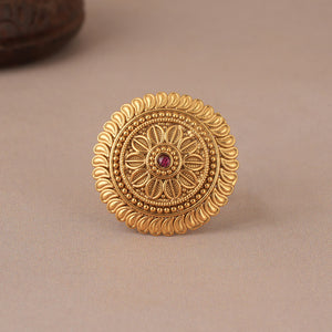 Plain antique gold cocktail ring for women