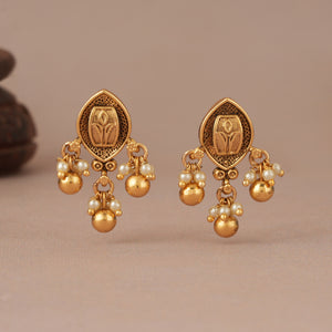 Elegant delicate traditional antique gold pearl drop earring