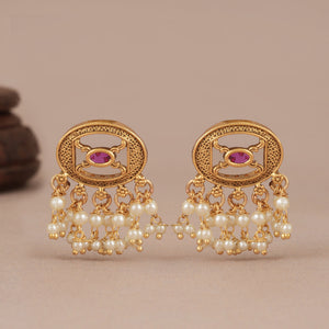 Beautiful delicate antique gold pearl drop traditional earring