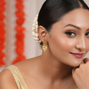 Long pearl drop stunning antique gold earring