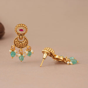 Cute stunning stone antique gold stone drop earring
