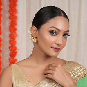 Floral antique gold pearl drop kundan earring