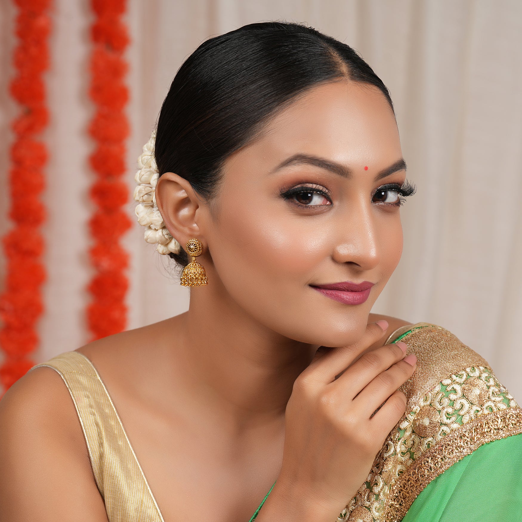 Cute small antique gold plain jhumka
