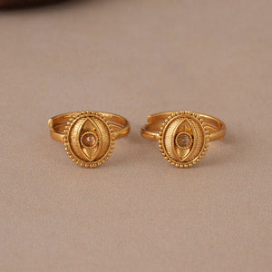 Cute elegant antique gold plain toe ring