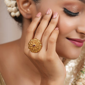 Stunning cocktail antique gold adjustable finger ring for women