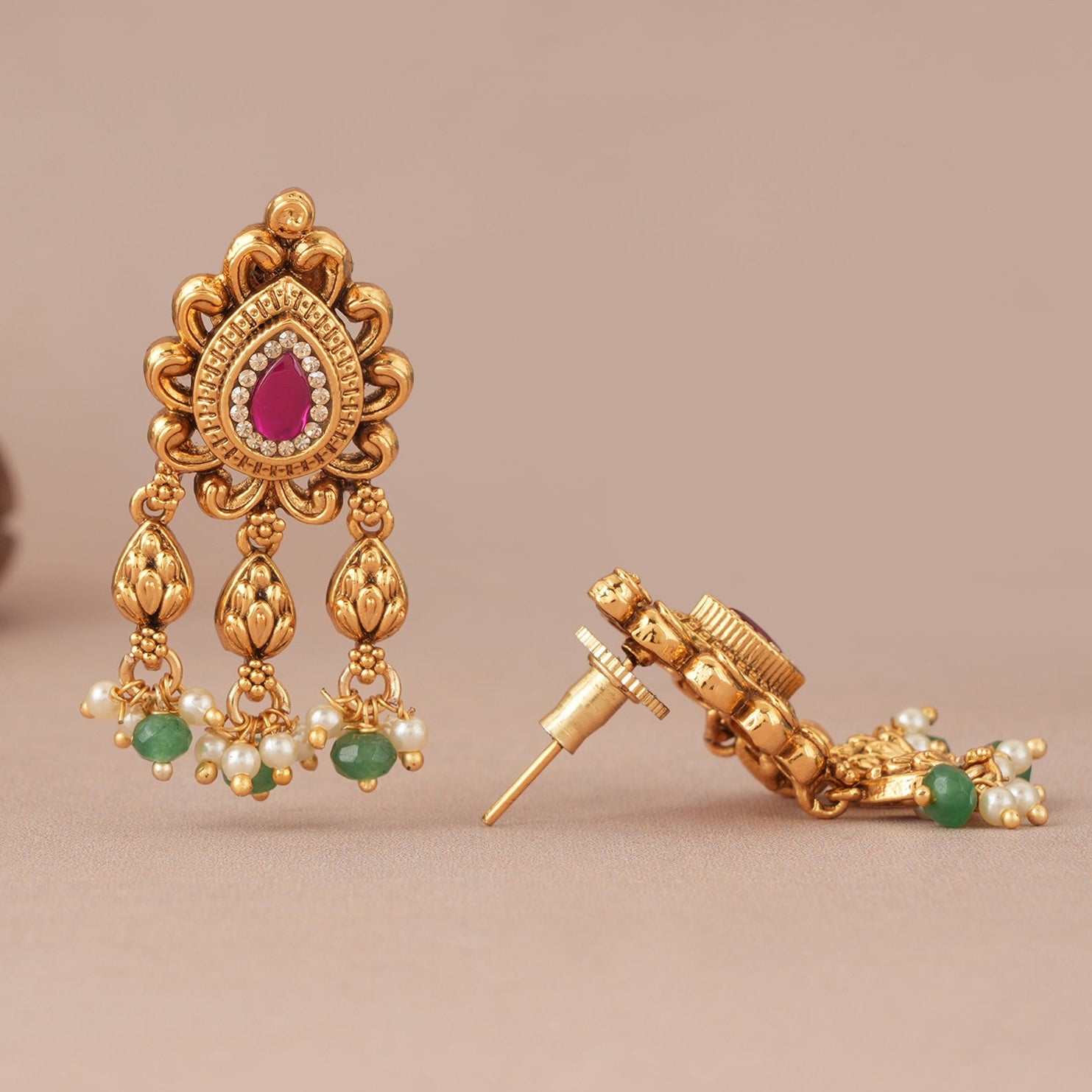 Stone drop antique gold kundan earring