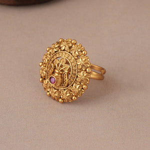 Beautiful antique gold kalash finger ring
