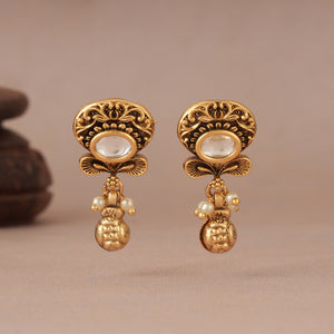 Cute small antique gold kundan dangler earring