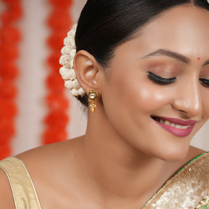 Cute small antique gold kundan dangler earring