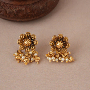 Pearl drop antique gold cute floral earring