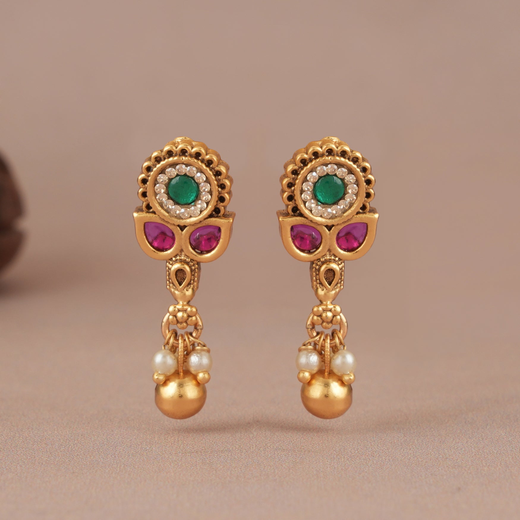 Cute delicate antique gold stone studded earring