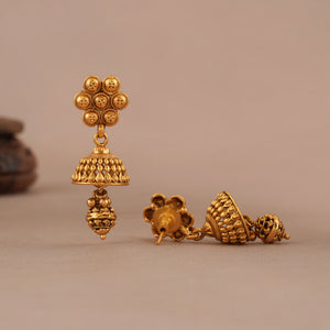 Beautiful plain antique gold plated necklace set