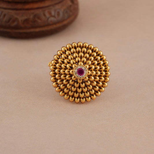 Stunning antique gold intricate ruby adjustable finger ring
