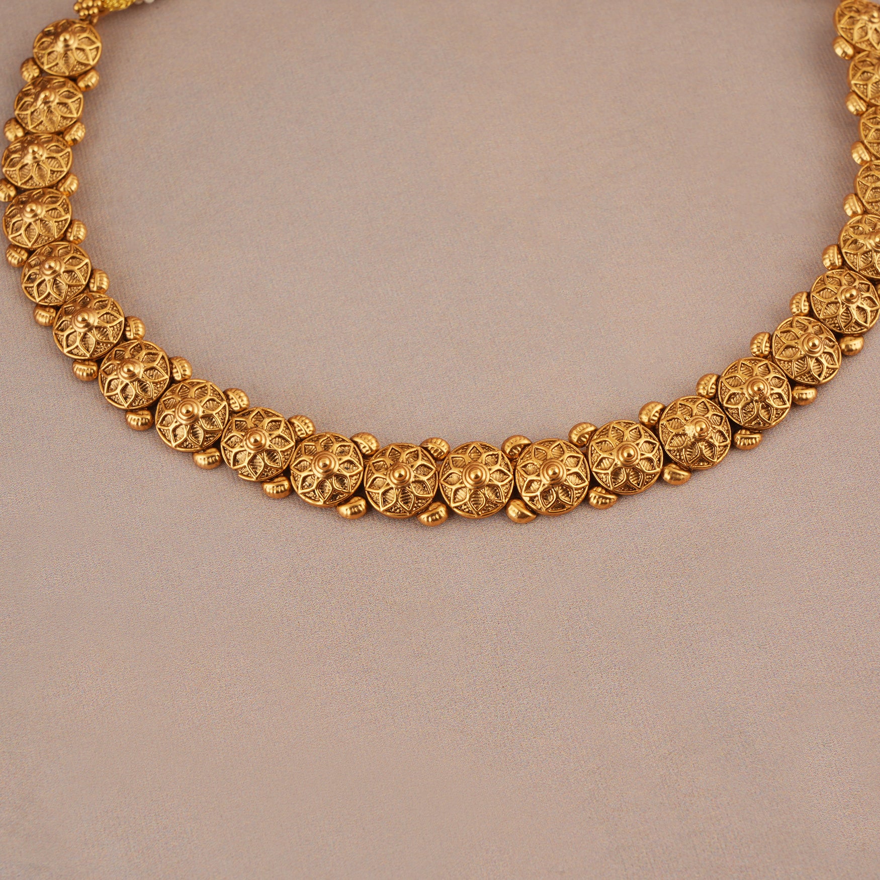 Cute floral simple plain antique gold necklace set