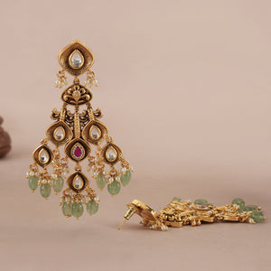Stunning Long antique gold  multicolor stone earring