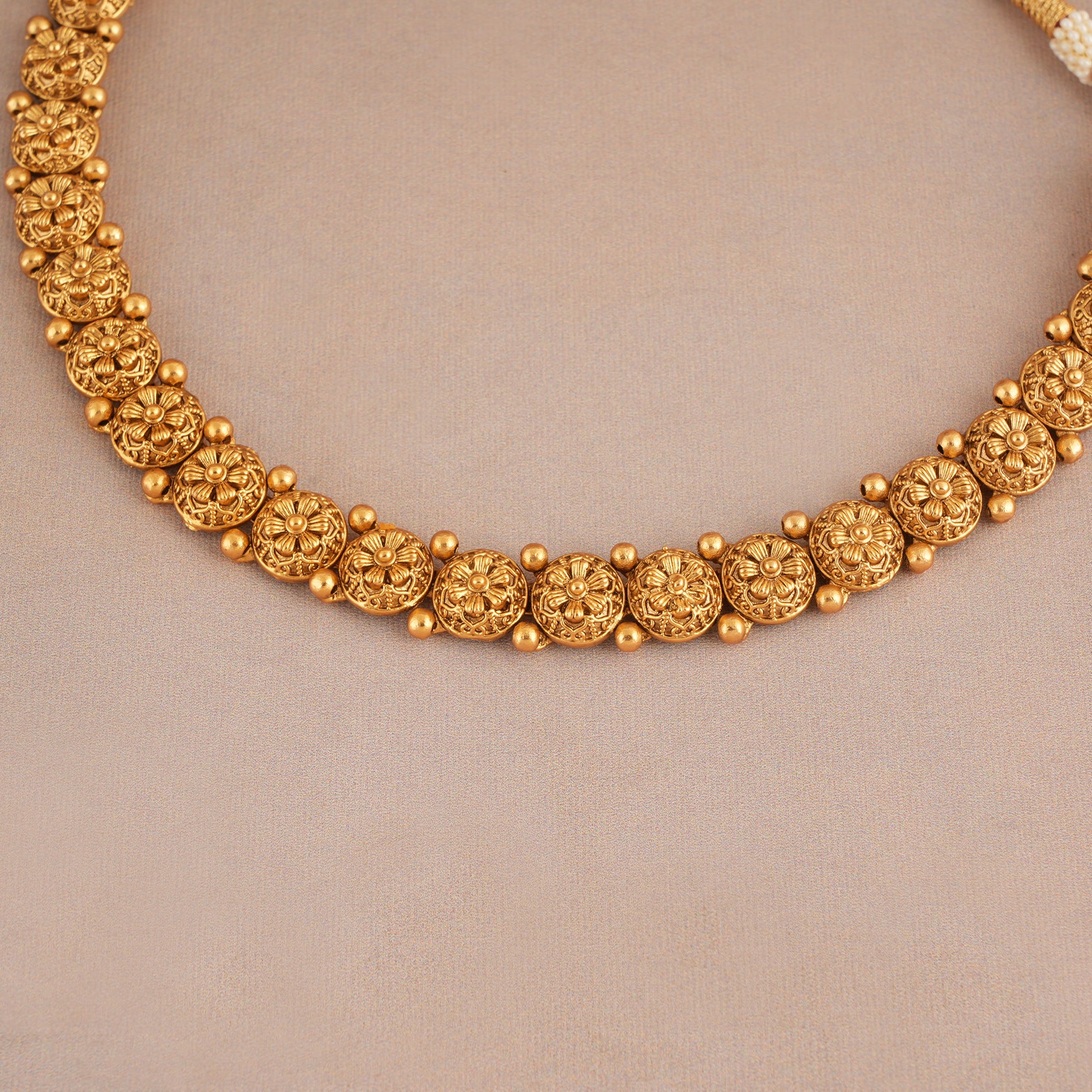 Stunning elegant floral antique gold plain necklace set