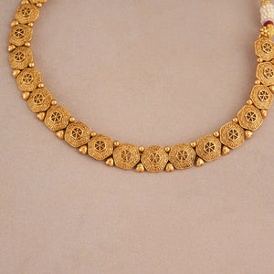 Cute elegant plain antique gold necklace set with earring