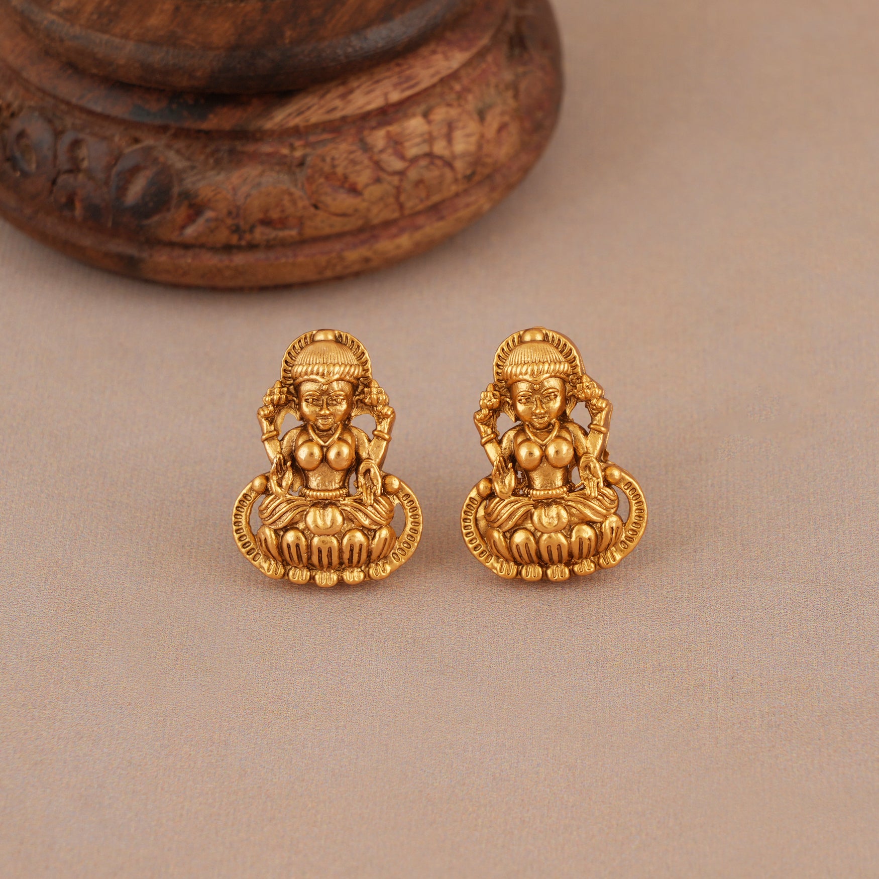 Long antique gold maa lakshmi mangalsutra set I Temple Jewelry