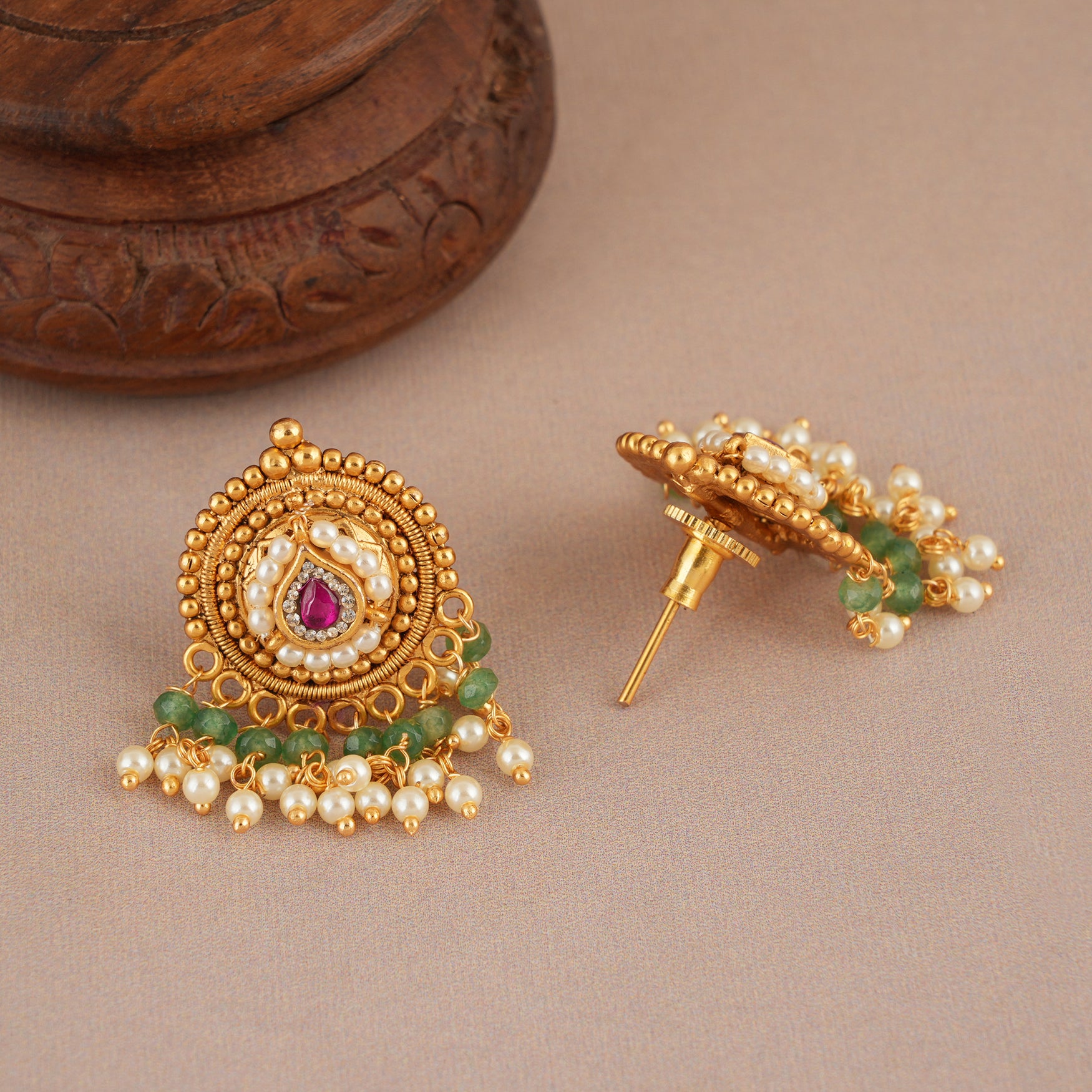 Stunning antique gold stone hasli necklace set