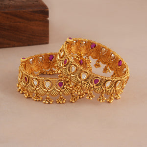 Beautiful kundan antique gold stone bangle set