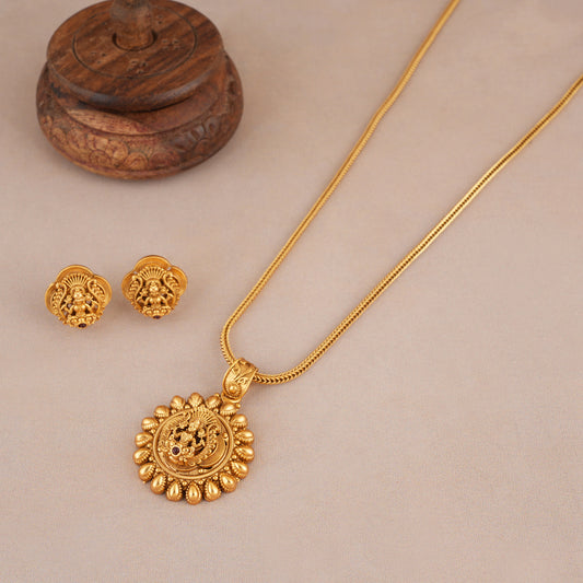 Cute elegant antique gold maa lakshmi pendant set
