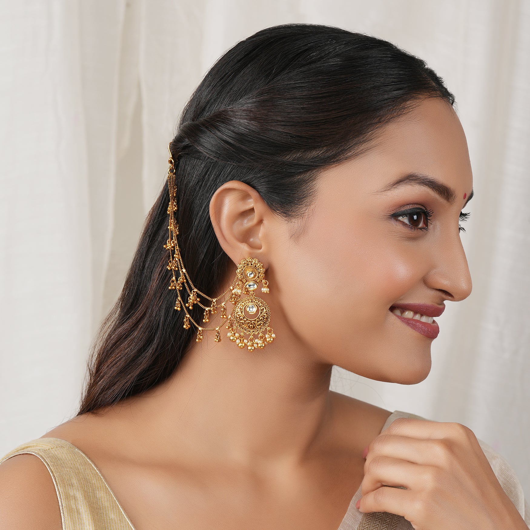 Elegant ball gold plated three line ear chain