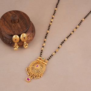 Beautiful elegant antique gold oval shape mangalsutra set