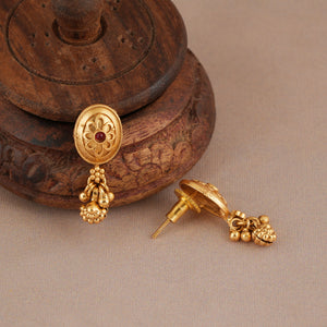 Beautiful elegant antique gold oval shape mangalsutra set