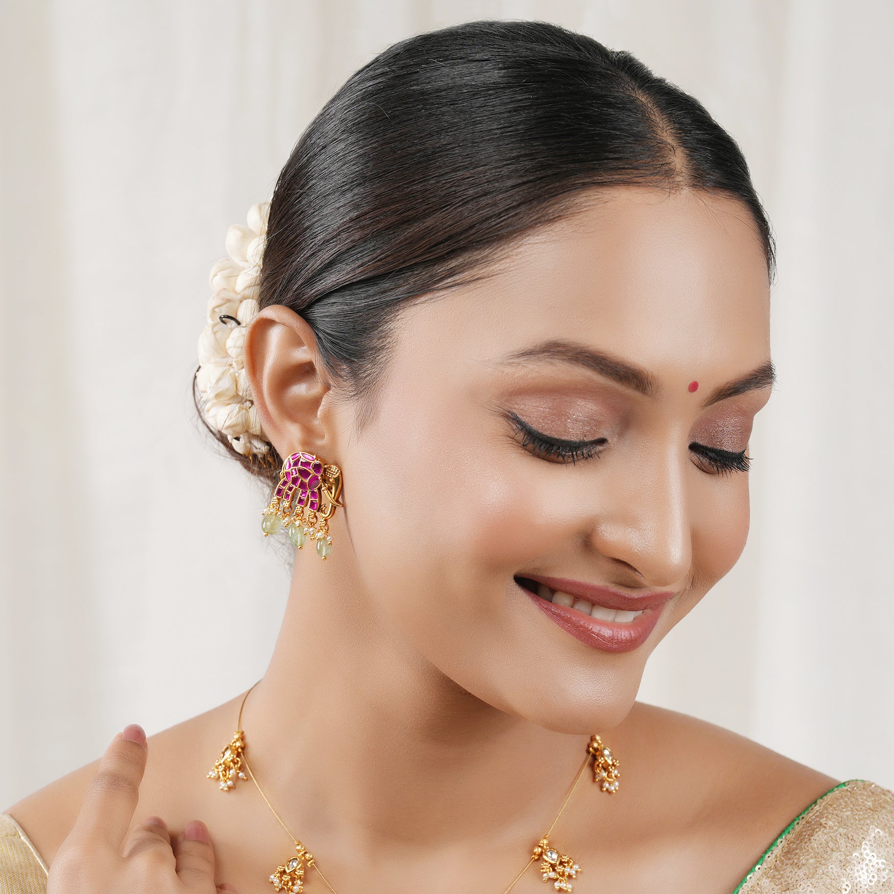 Elegant antique gold stone necklace set for women