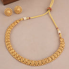 Elegant antique gold oval shaped necklace set
